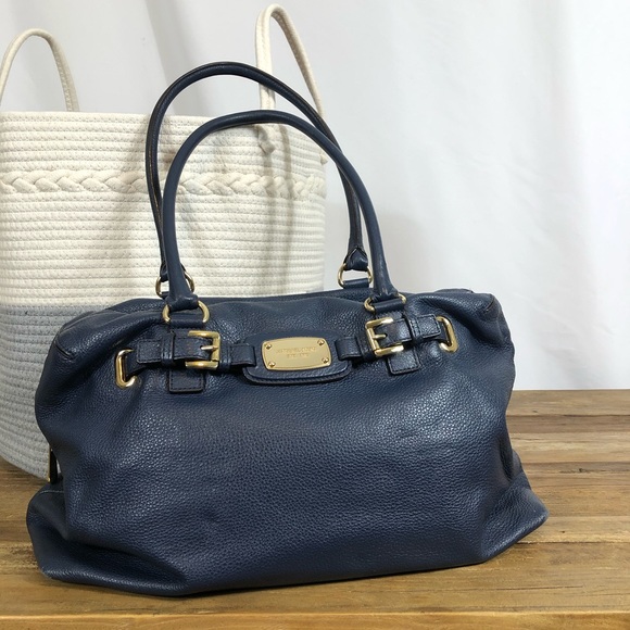 Michael Kors Handbags - Michael Kors Hamilton Weekender Bag